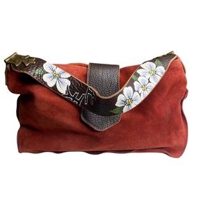 Rare: Tylie Malibu ☀︎︎ Suede Shorty Utility Bag ☀︎︎Handpainted Floral Strap BoHo